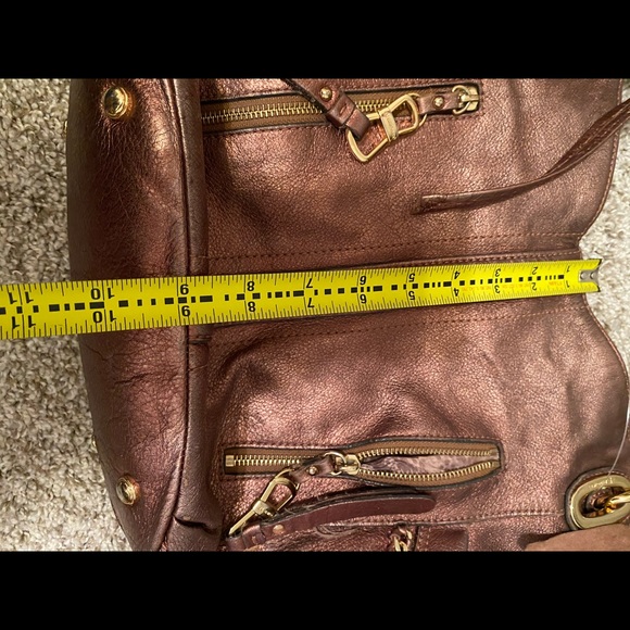 B Makowsky copper metallic bag - Picture 15 of 16